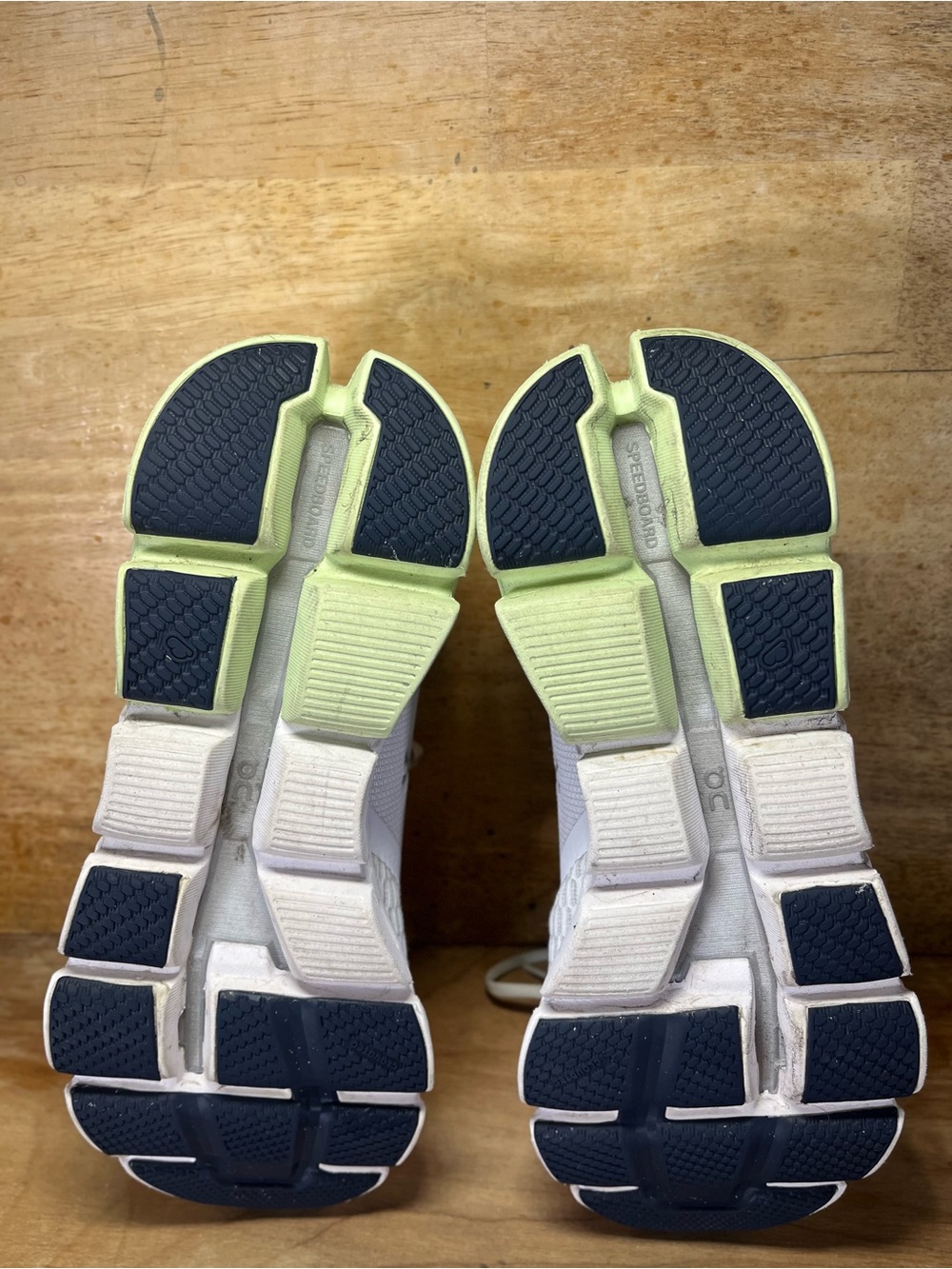 On CloudFlyer 2.0 REFLECTIVE Womens Size 7.5 Running Shoes Sneakers Gray Green - Picture 8 of 12